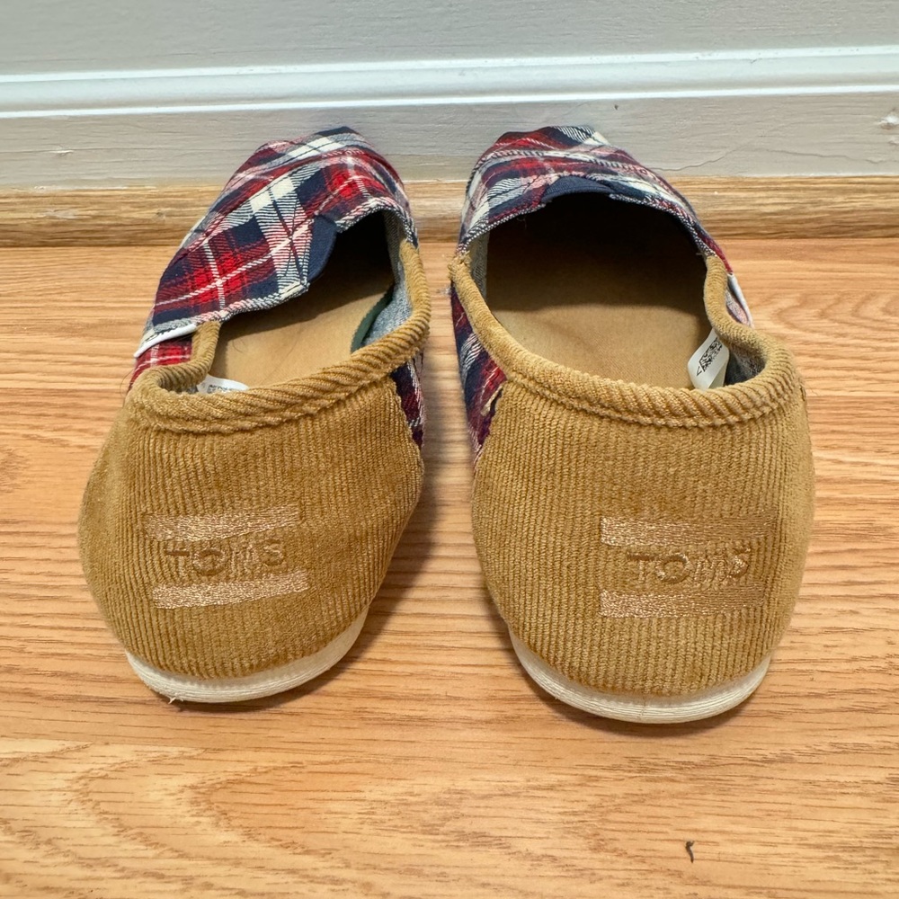 Perfect for fall Toms
